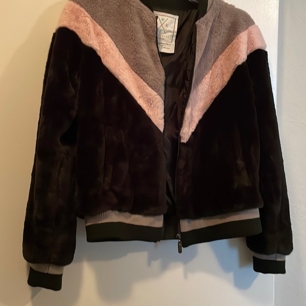 NWOT velvety fur retro pattern jacket